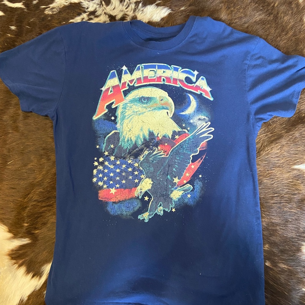 Blue Graphic T-Shirt with Eagle and America Print